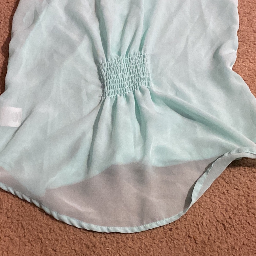 Tank-Top Buttoned Shirt - Picture 10 of 10